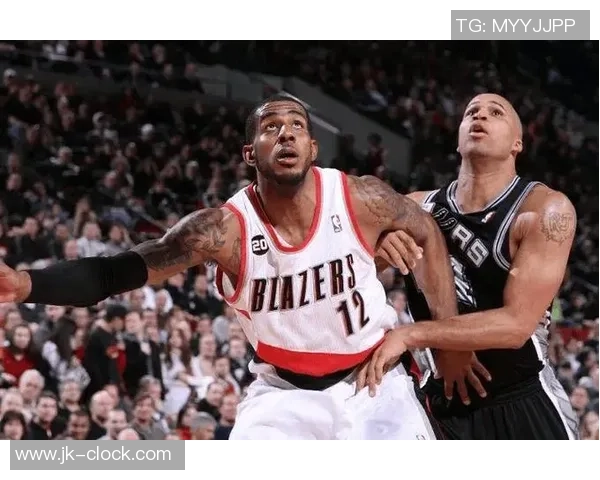 2012年NBA西部决赛第五场雷霆与马刺的激烈对决回顾与精彩瞬间分析