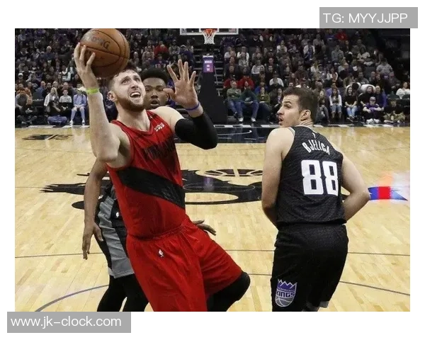 特玛卡比与莫希姆基激战正酣谁能在这场较量中脱颖而出