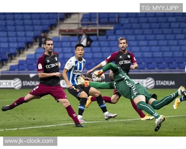 阿尔瓦塞特迎战洛尔卡争夺西乙联赛重要三分之战