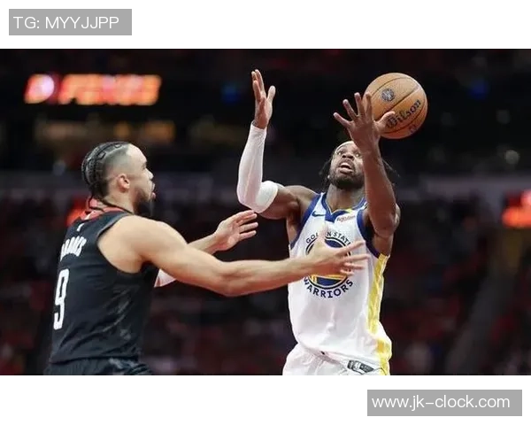 火箭与勇士第三场赛后发布会精彩回顾及球员表现分析